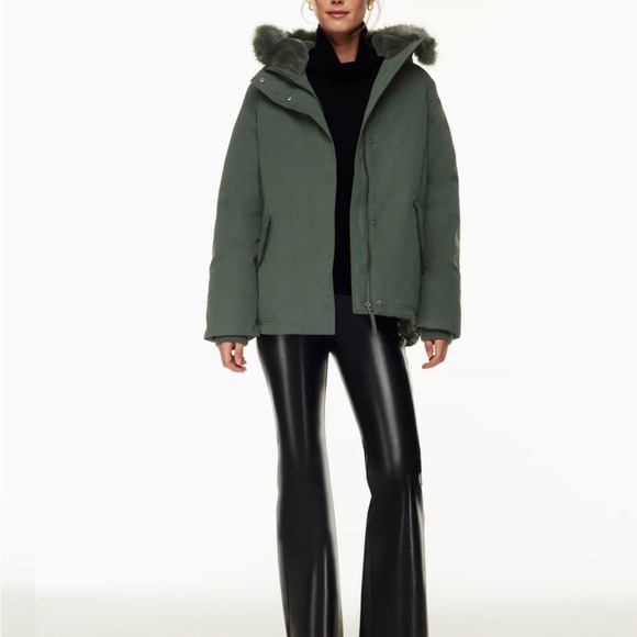 Wilfred Mont Blanc Parka. Like new condition. Size XS. - Picture 11 of 16